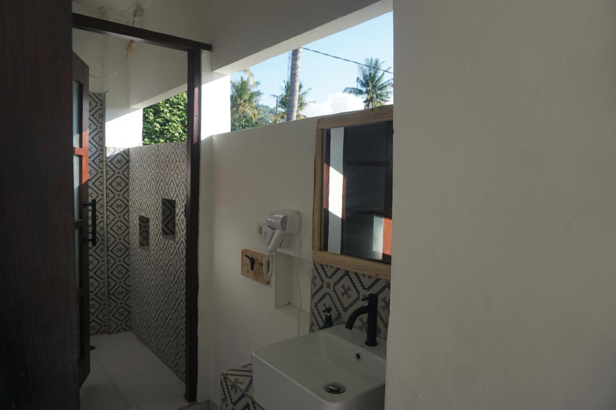 Bundaku Villa Amed Екстериор снимка